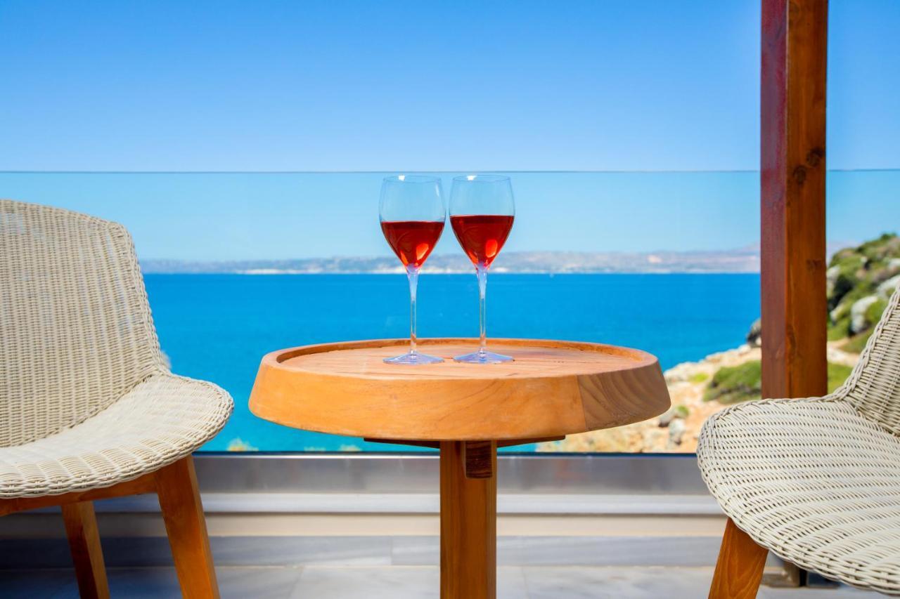Villa Almy プラカ エクステリア 写真